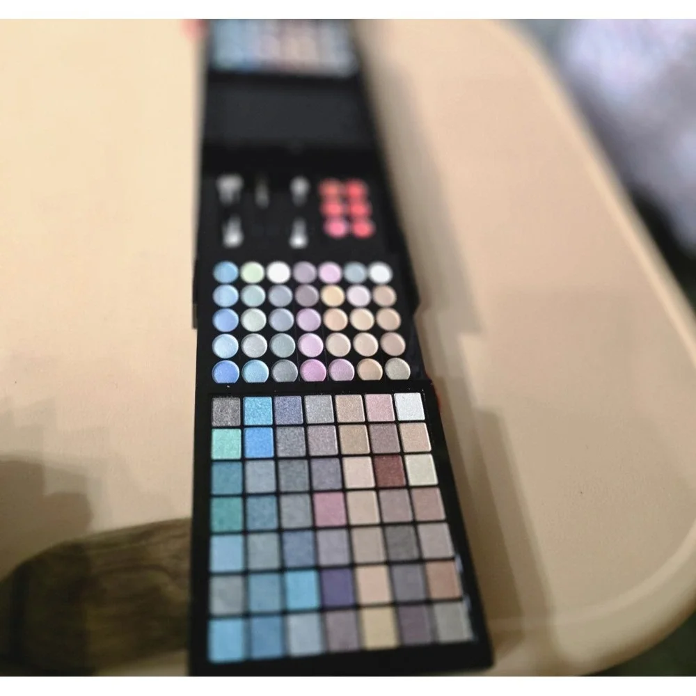 SHANY All In One‎ Harmony Makeup Kit - Ultimate Color Combination - Open Box